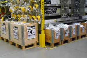 Présentoir bois magasin